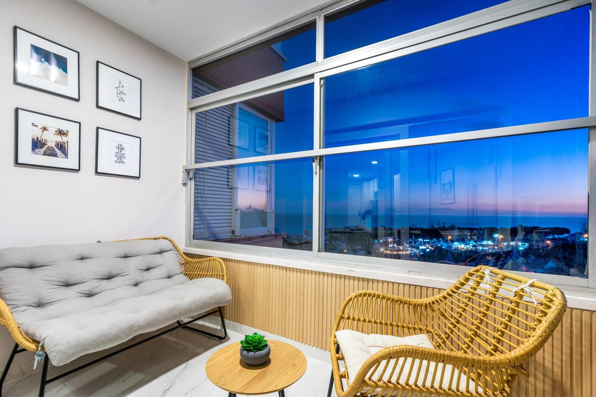 Modern Studio Apartment With Sea Views 5 Min From The Beach Sitio de Calahonda ภายนอก รูปภาพ